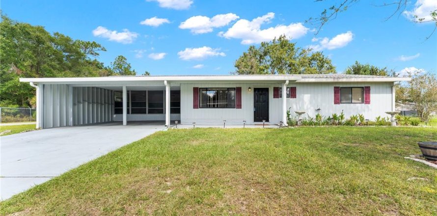 House in Ocala, Florida 2 bedrooms, 116.69 sq.m. № 2208297