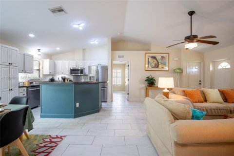 Villa ou maison à louer à Lake Placid, Floride: 3 chambres, 154.59 m2 № 2174545 - photo 21