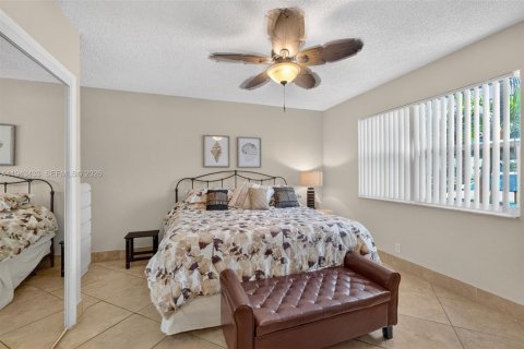 Condominio en venta en Lauderdale-by-the-Sea, Florida, 1 dormitorio, 59.55 m2 № 2002189 - foto 13