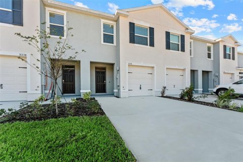 Adosado en alquiler en Wesley Chapel, Florida, 3 dormitorios, 155.43 m2 № 1800498 - foto 1