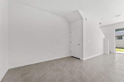 Adosado en alquiler en Wesley Chapel, Florida, 3 dormitorios, 155.43 m2 № 1800498 - foto 6