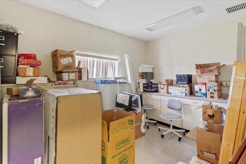 Propiedad comercial en alquiler en Davenport, Florida, 279.17 m2 № 1670089 - foto 19