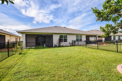 House in Punta Gorda, Florida 2 bedrooms, 140.84 sq.m. № 1900318 - photo 28