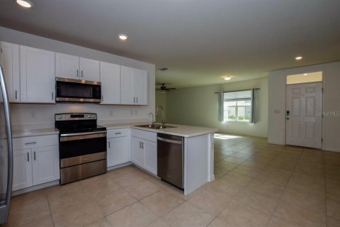 House in Punta Gorda, Florida 2 bedrooms, 140.84 sq.m. № 1900318 - photo 8