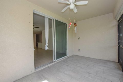 House in Punta Gorda, Florida 2 bedrooms, 140.84 sq.m. № 1900318 - photo 5