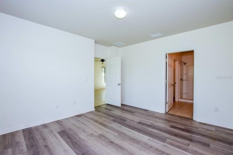 House in Punta Gorda, Florida 2 bedrooms, 140.84 sq.m. № 1900318 - photo 17