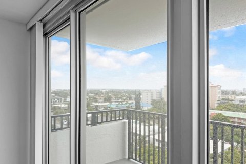 Купить кондоминиум в Помпано-Бич, Флорида 3 комнаты, 65.03м2, № 2082939 - фото 10