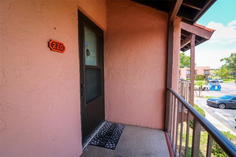 Condominio en venta en Lake Wales, Florida, 2 dormitorios, 88.63 m2 № 1396670 - foto 2