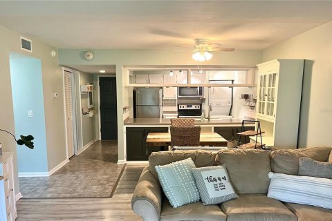 Condominio en venta en Lake Wales, Florida, 2 dormitorios, 88.63 m2 № 1396670 - foto 5