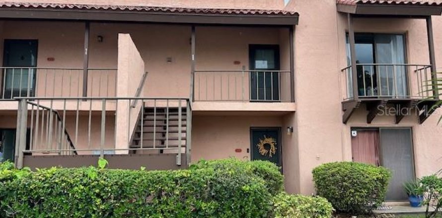 Condominio en Lake Wales, Florida, 2 dormitorios  № 1396670