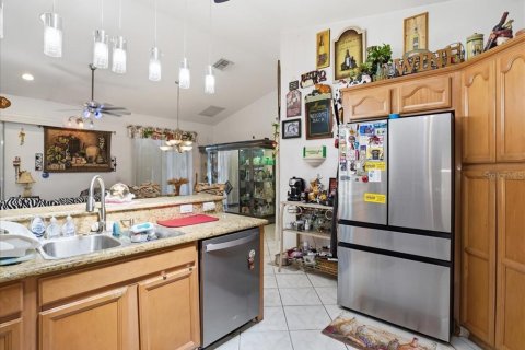 Villa ou maison à vendre à Port Charlotte, Floride: 3 chambres, 181.9 m2 № 2135100 - photo 16
