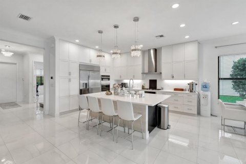 Villa ou maison à vendre à Boca Raton, Floride: 5 chambres, 309.09 m2 № 2077612 - photo 13