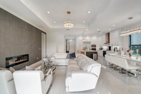 Villa ou maison à vendre à Boca Raton, Floride: 5 chambres, 309.09 m2 № 2077612 - photo 18