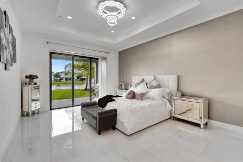Villa ou maison à vendre à Boca Raton, Floride: 5 chambres, 309.09 m2 № 2077612 - photo 19