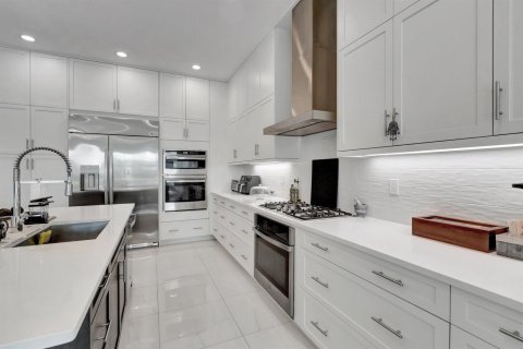 Villa ou maison à vendre à Boca Raton, Floride: 5 chambres, 309.09 m2 № 2077612 - photo 15