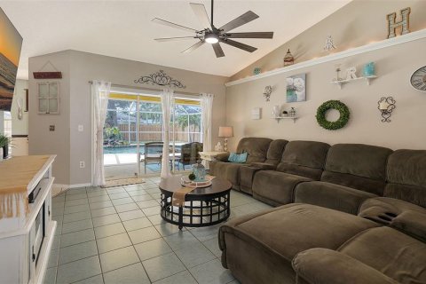 House in Bradenton, Florida 3 bedrooms, 165.18 sq.m. № 1881185 - photo 7