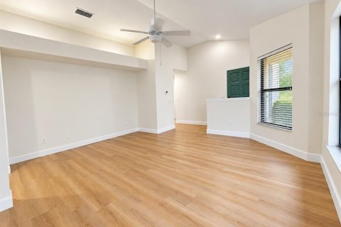 Villa ou maison à vendre à Casselberry, Floride: 3 chambres, 126.72 m2 № 2415179 - photo 7