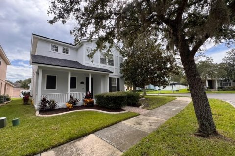 Villa ou maison à louer à Winter Garden, Floride: 3 chambres, 188.03 m2 № 2377895 - photo 2