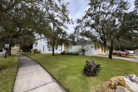 Villa ou maison à louer à Winter Garden, Floride: 3 chambres, 188.03 m2 № 2377895 - photo 5