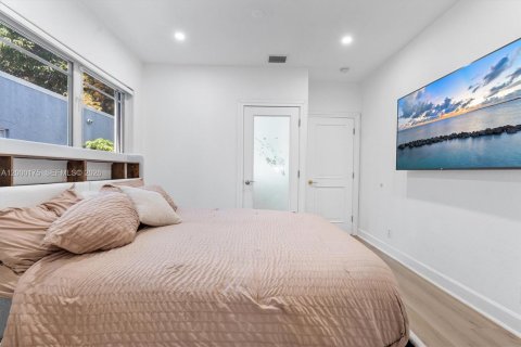 Купить виллу или дом в Майами, Флорида 2 спальни, 127.74м2, № 2064784 - фото 14