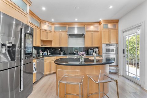 Купить виллу или дом в Майами, Флорида 2 спальни, 127.74м2, № 2064784 - фото 8