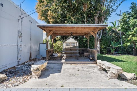 Купить виллу или дом в Майами, Флорида 2 спальни, 127.74м2, № 2064784 - фото 28