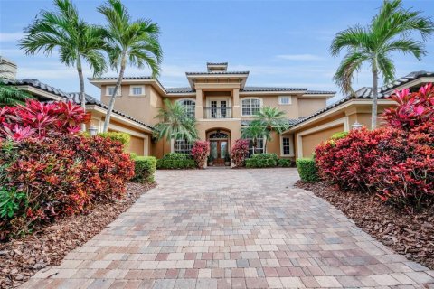 House in Seminole, Florida 5 bedrooms, 487.92 sq.m. № 2099897