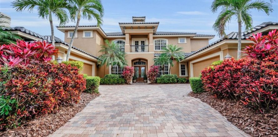Casa en Seminole, Florida 5 dormitorios, 487.92 m2 № 2099897
