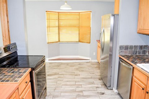 Villa ou maison à louer à Gainesville, Floride: 3 chambres, 125.7 m2 № 2099038 - photo 5
