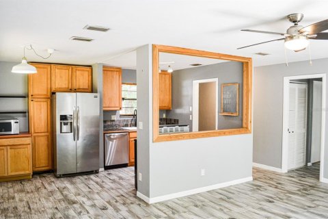 Villa ou maison à louer à Gainesville, Floride: 3 chambres, 125.7 m2 № 2099038 - photo 3