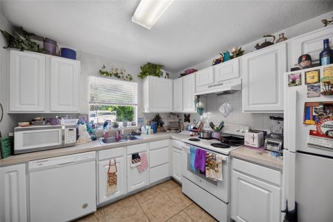 Villa ou maison à vendre à Altamonte Springs, Floride: 3 chambres, 103.31 m2 № 2310140 - photo 7