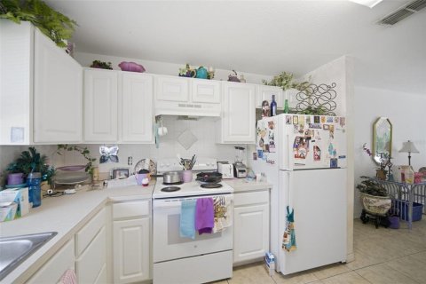 Villa ou maison à vendre à Altamonte Springs, Floride: 3 chambres, 103.31 m2 № 2310140 - photo 9