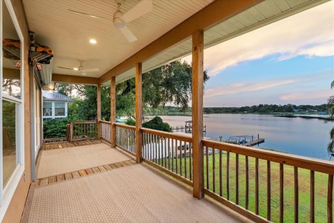 House in Orlando, Florida 5 bedrooms, 354.05 sq.m. № 1870544 - photo 7