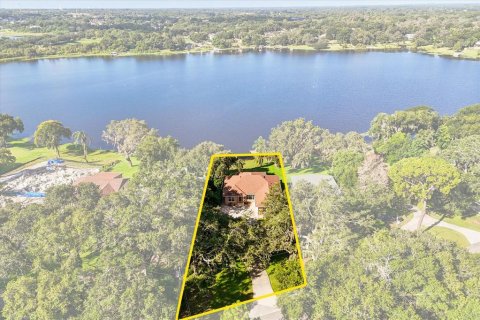 House in Orlando, Florida 5 bedrooms, 354.05 sq.m. № 1870544 - photo 2