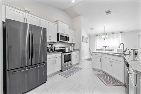 Casa en venta en North Port, Florida, 3 dormitorios, 163.42 m2 № 1657642 - foto 4