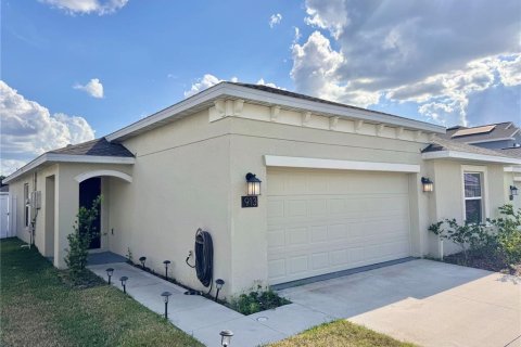 House in Bartow, Florida 4 bedrooms, 171.03 sq.m. № 1810814 - photo 3