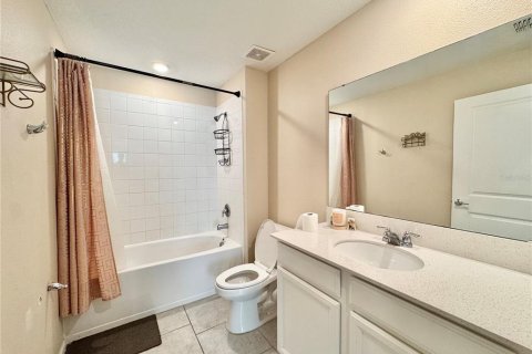 House in Bartow, Florida 4 bedrooms, 171.03 sq.m. № 1810814 - photo 19
