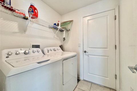 House in Bartow, Florida 4 bedrooms, 171.03 sq.m. № 1810814 - photo 30