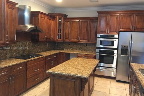 Купить виллу или дом в Майами, Флорида 5 спален, 298.22м2, № 1955543 - фото 20