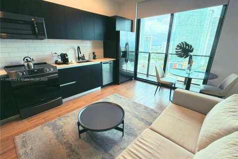 Снять в аренду кондоминиум в Майами, Флорида 1 спальня, 41.06м2, № 1945225 - фото 13