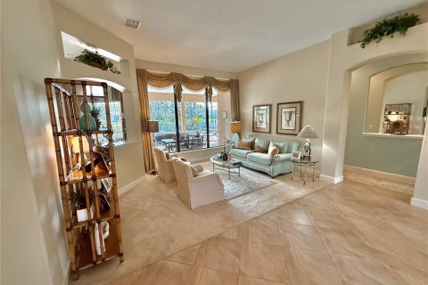 House in Palm Coast, Florida 5 bedrooms, 349.87 sq.m. № 1515077 - photo 18