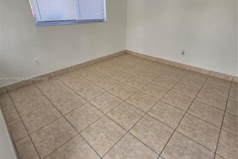 Copropriété à louer à Miami, Floride: 1 chambre, 54.81 m2 № 1966548 - photo 5