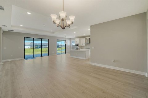 House in Lakewood Ranch, Florida 3 bedrooms, 205.96 sq.m. № 1582052 - photo 17