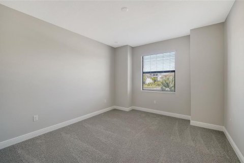 House in Lakewood Ranch, Florida 3 bedrooms, 205.96 sq.m. № 1582052 - photo 25