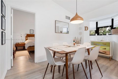 Copropriété à louer à Cutler Bay, Floride: 3 chambres, 95.88 m2 № 1965528 - photo 8