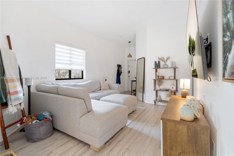 Copropriété à louer à Cutler Bay, Floride: 3 chambres, 95.88 m2 № 1965528 - photo 3