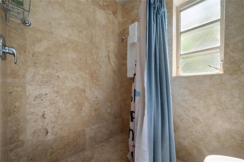 Copropriété à vendre à Miami Beach, Floride: 51.1 m2 № 2046985 - photo 13