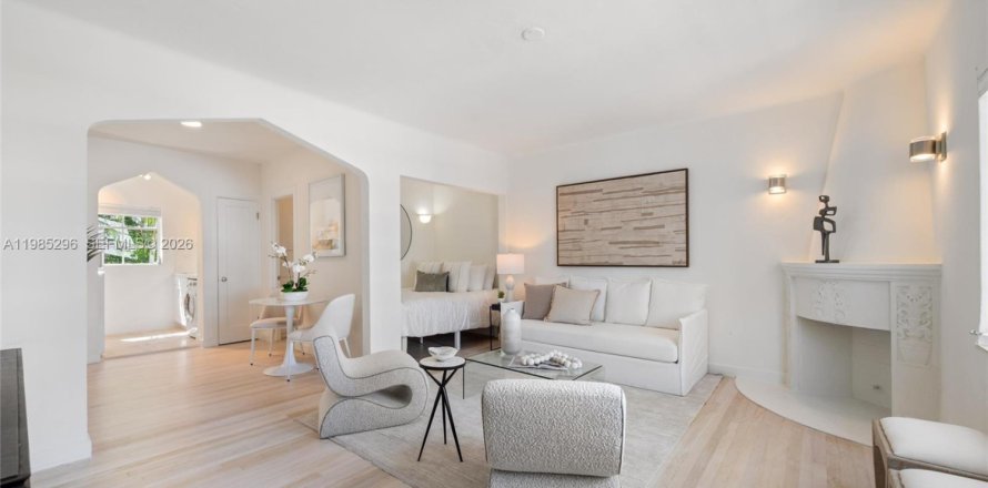 Studio à Condo à Miami Beach, Floride  № 2046985