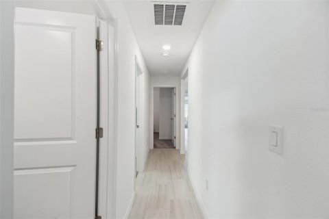 Купить виллу или дом в Ленд-о-Лейкс, Флорида 8 комнат, 179.86м2, № 1511227 - фото 14