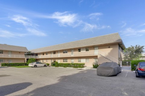 Купить кондоминиум в Теквеста, Флорида 2 спальни, 82.78м2, № 851914 - фото 1